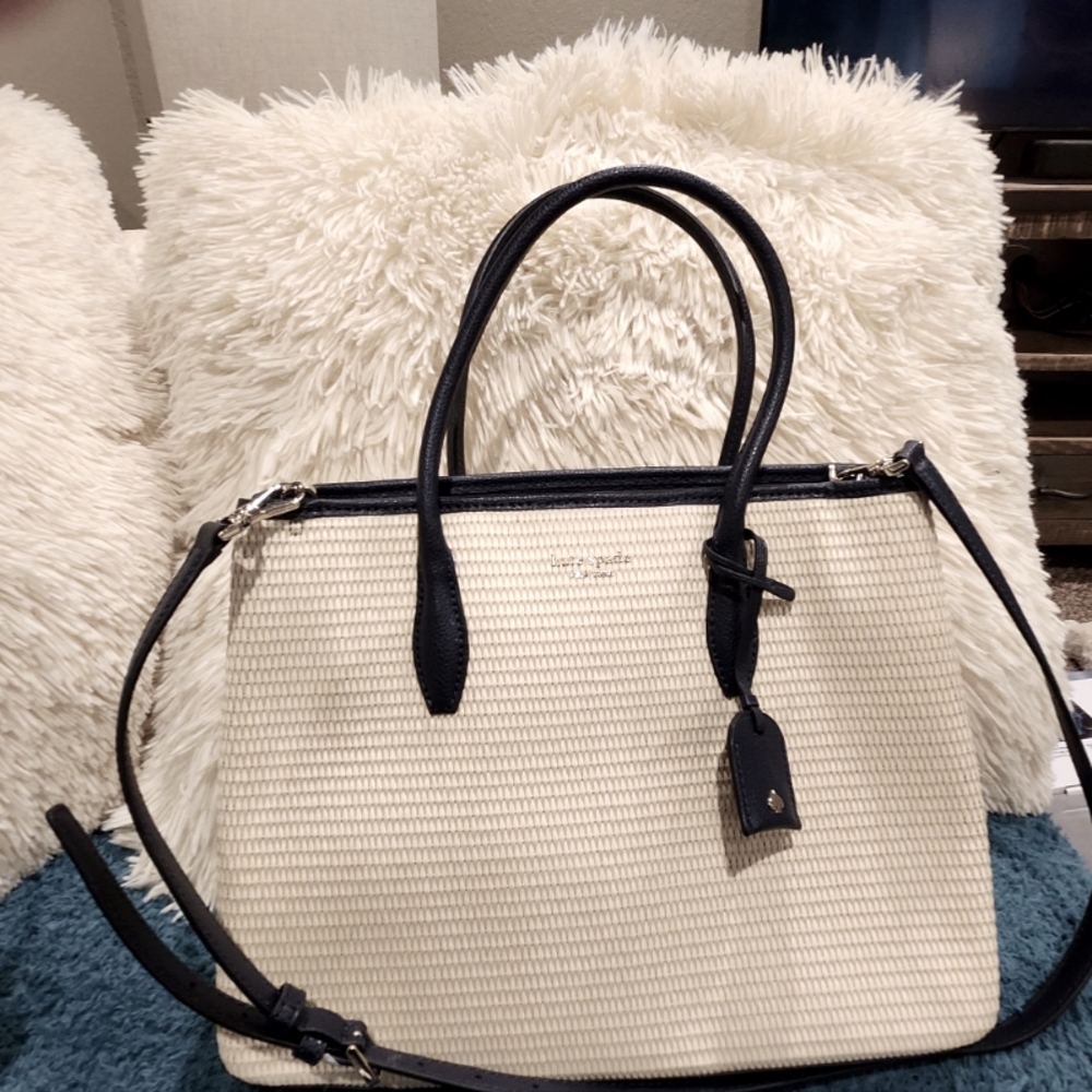 New Tory Burch tote w strap